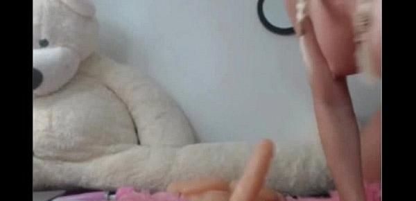  Cute Blonde Sucking Cock On Webcam